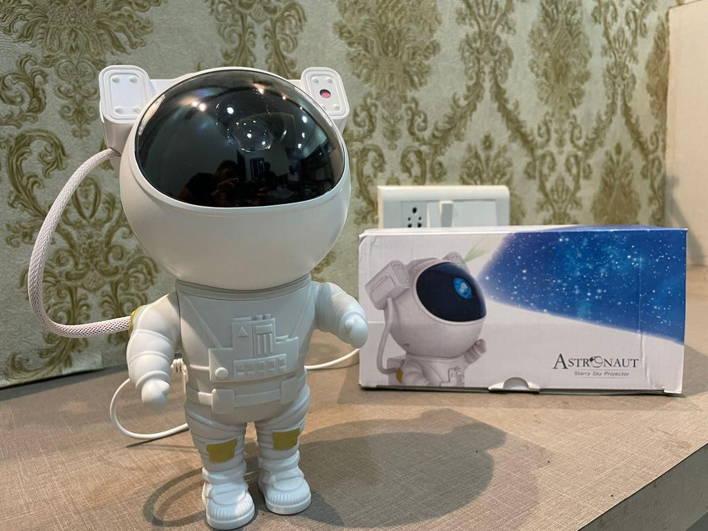 Astronaut Galaxy Projector - 360 Magnetic Head Rotation, Remote Control - Gadget God